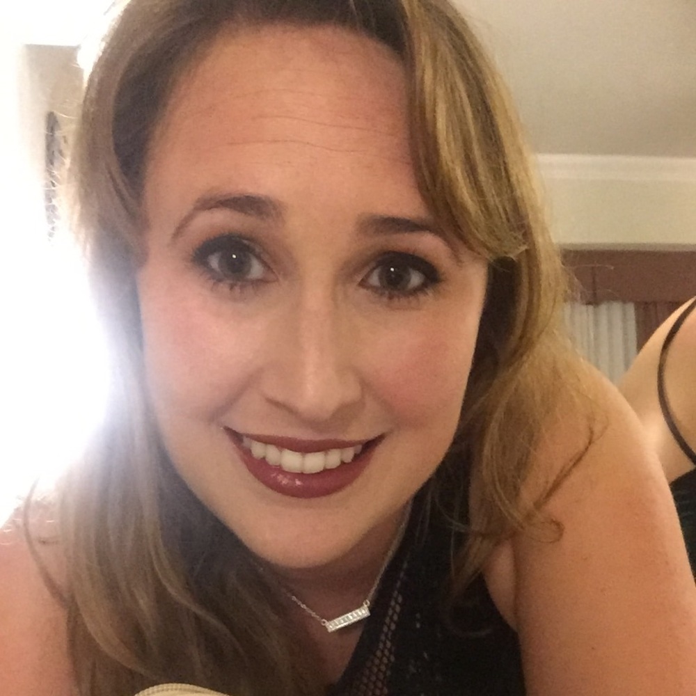 Meet your Posher, Kayla